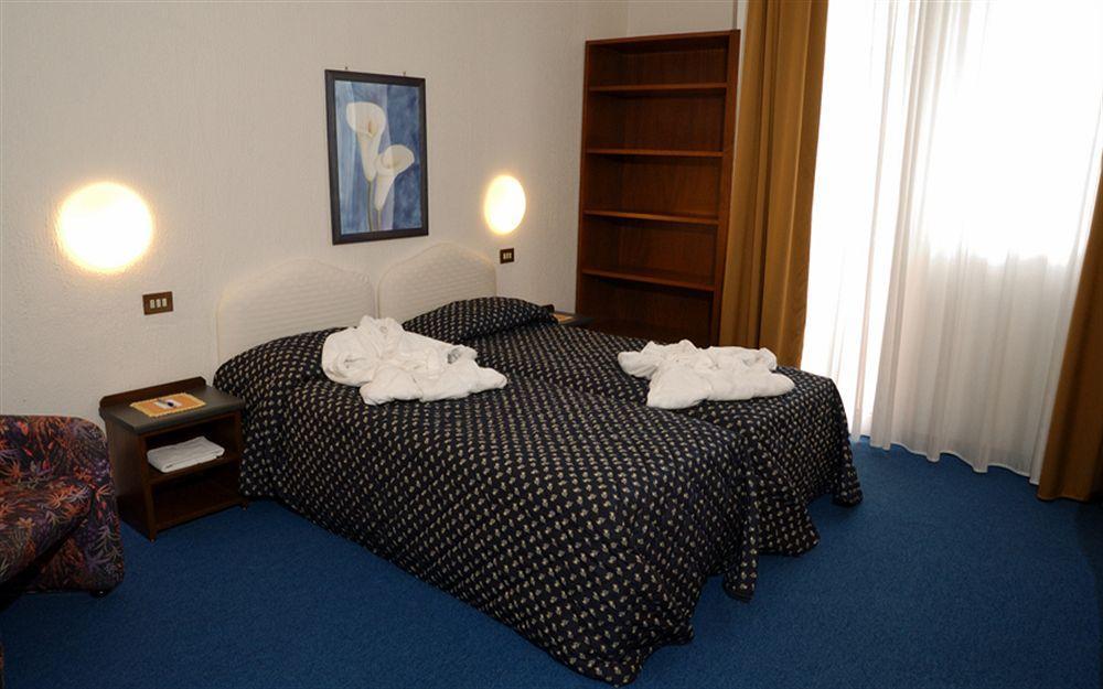 Hotel Principe Principina a Mare Exteriér fotografie